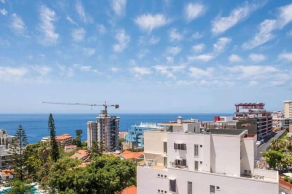 Modern And Cozy Apartment Funchal  Zewnętrze zdjęcie